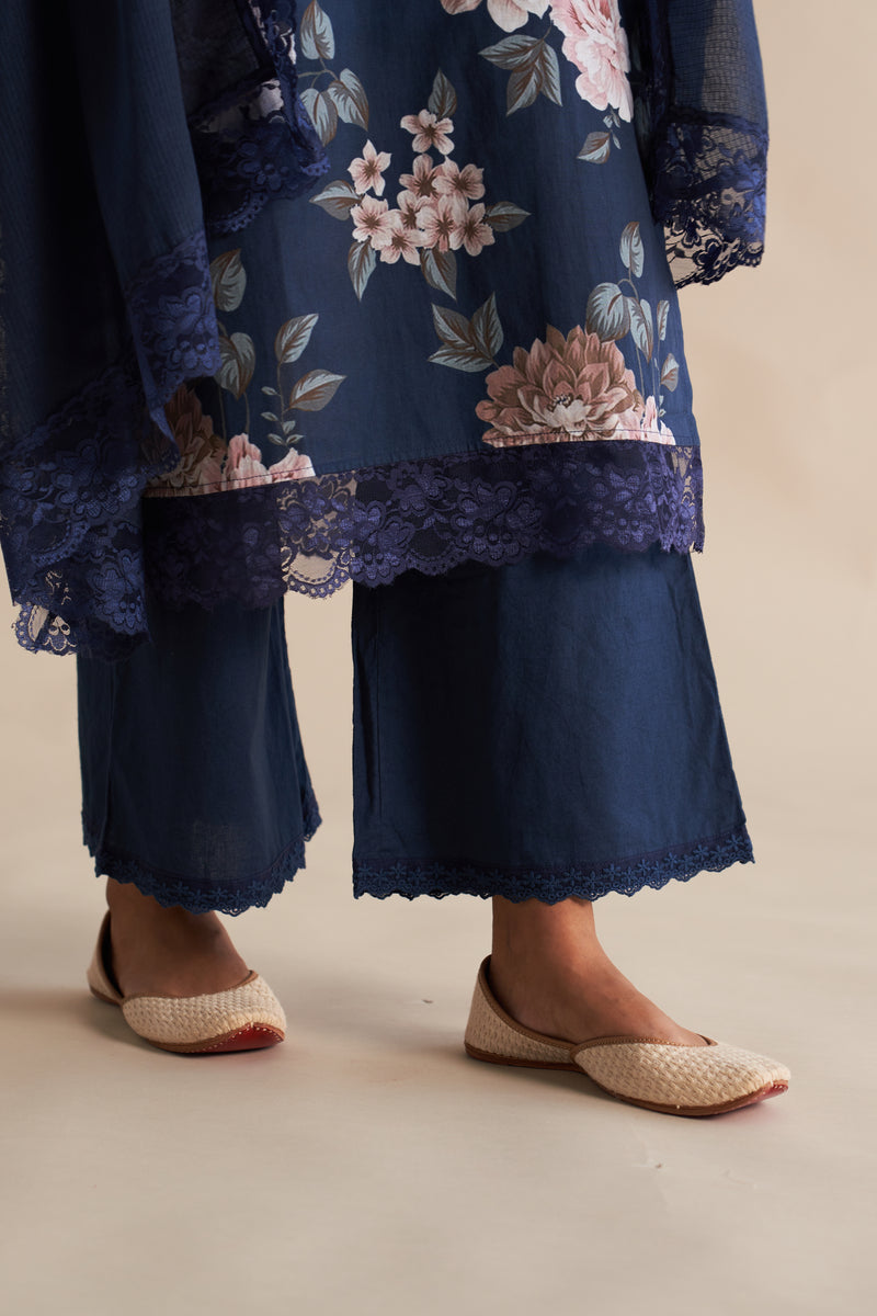 Hania Kurta