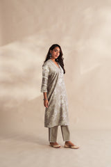 Vahida Kurta