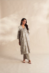 Vahida Kurta