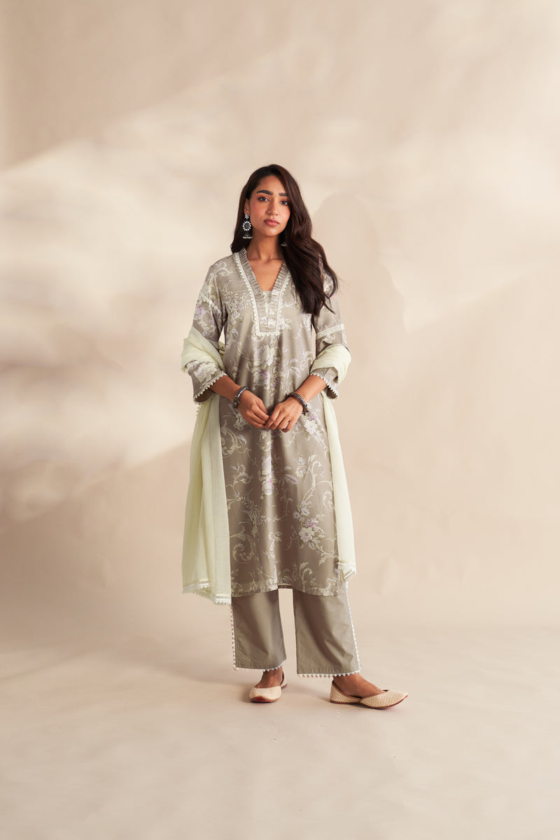 Vahida Kurta Set