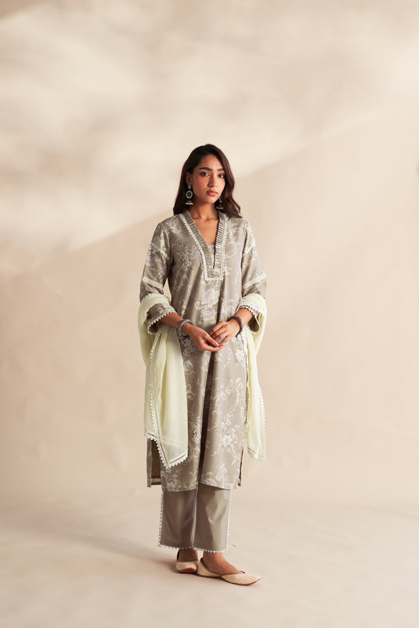 Vahida Dupatta