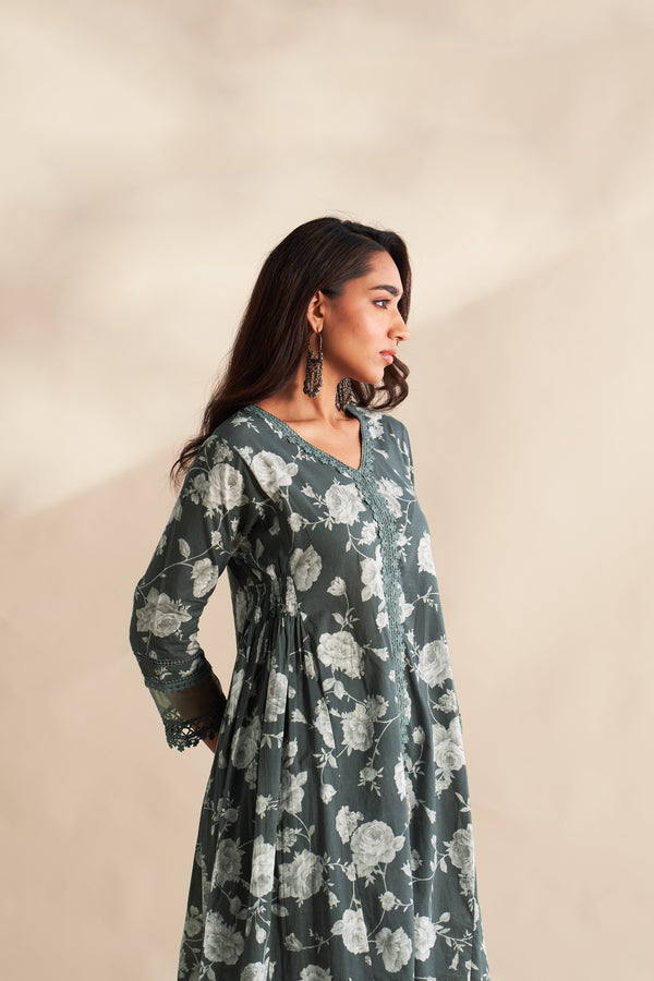 Aafiya Kurta