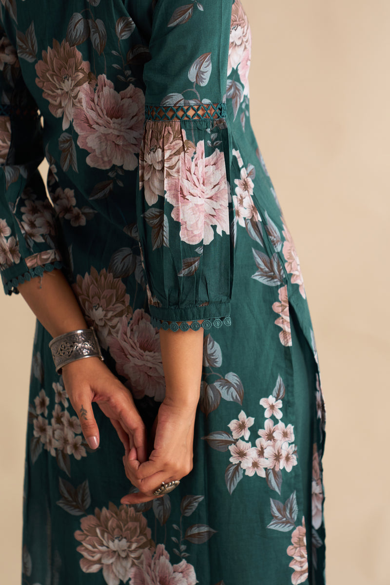 Aneesa Kurta