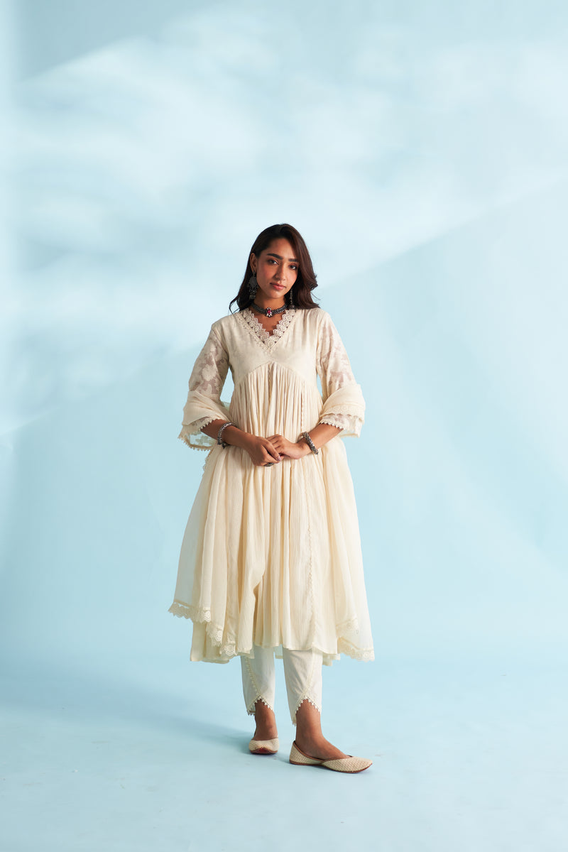 Arisha Kurta