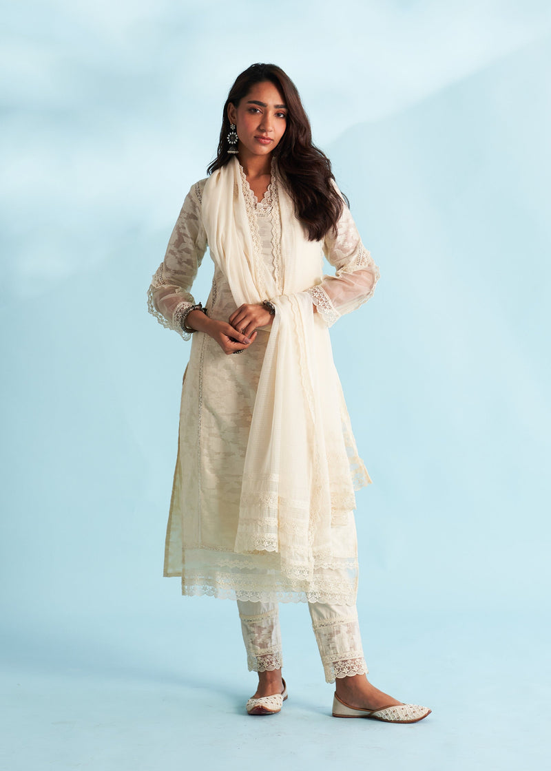 Zaira Kurta