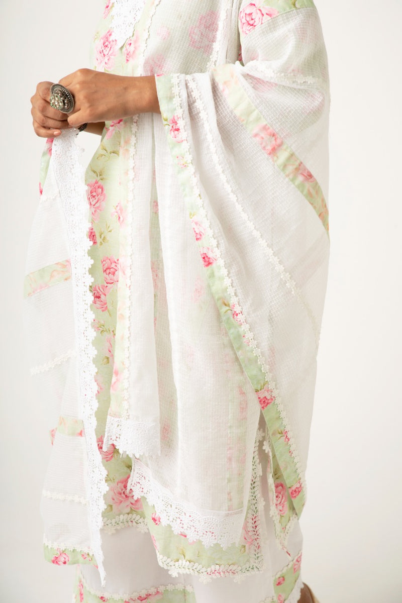 Hazreen Dupatta